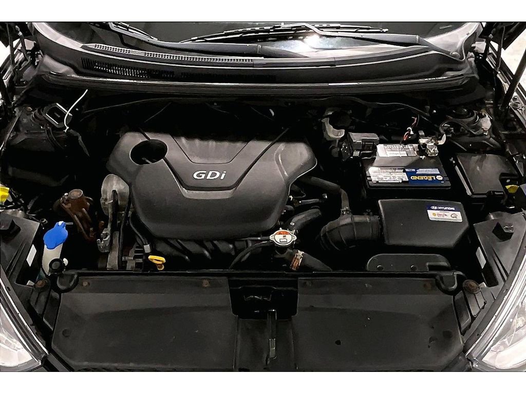Used 2016 Hyundai Veloster image 11