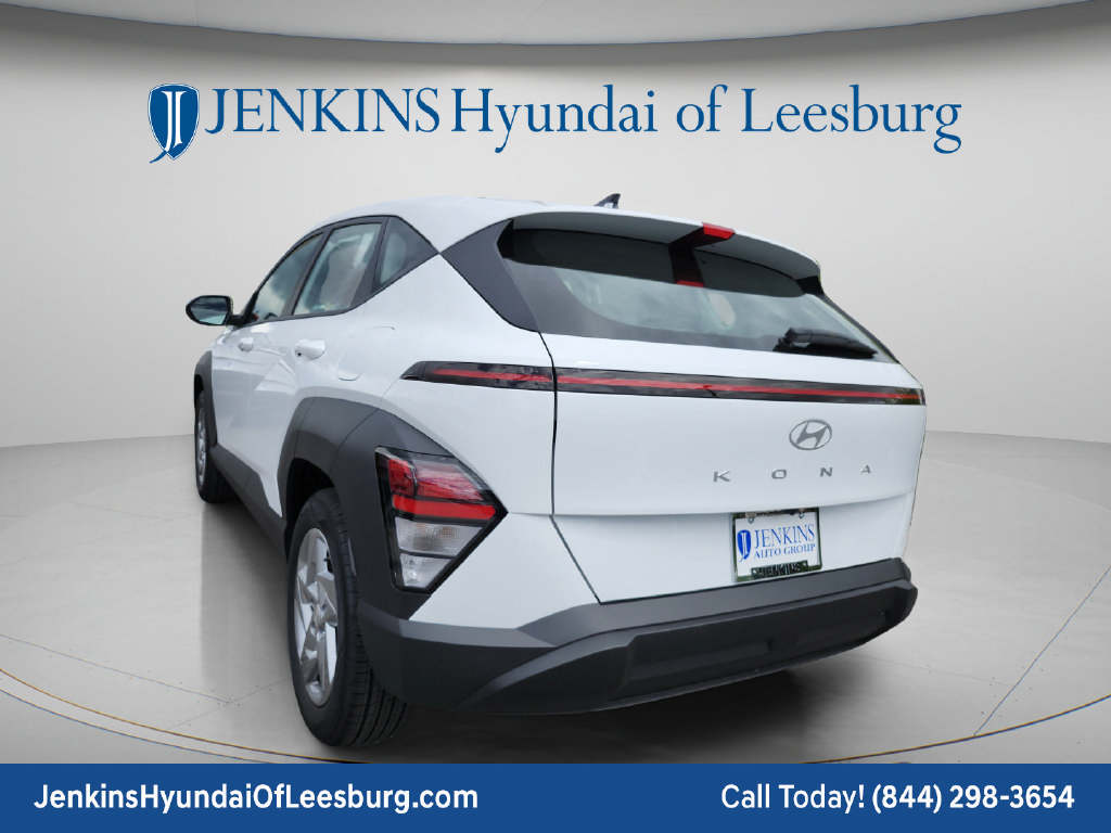 New 2027 Hyundai Kona SE FWD image 7