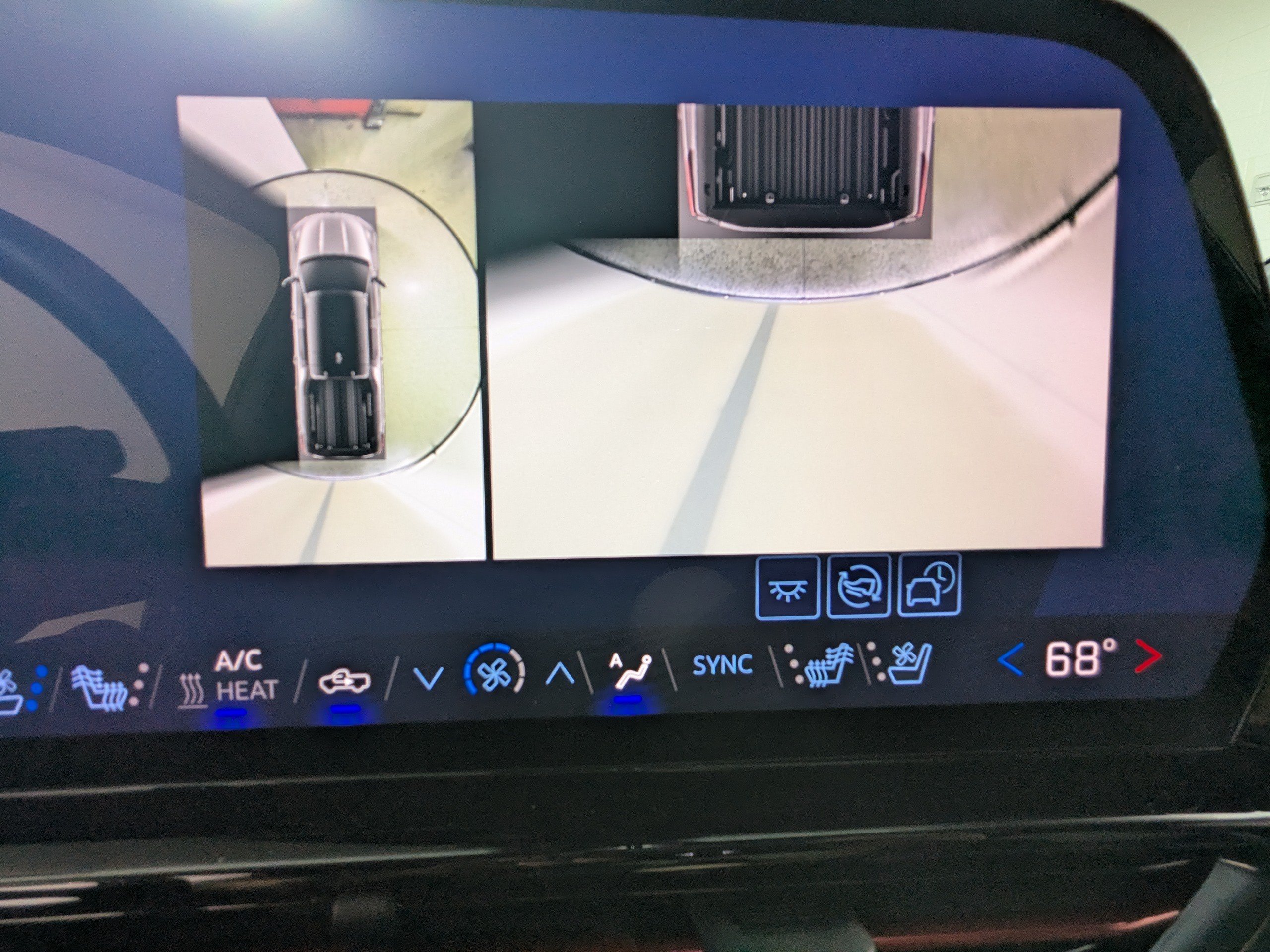 Used 2025 Chevrolet Silverado EV RST AWD/4WD image 24