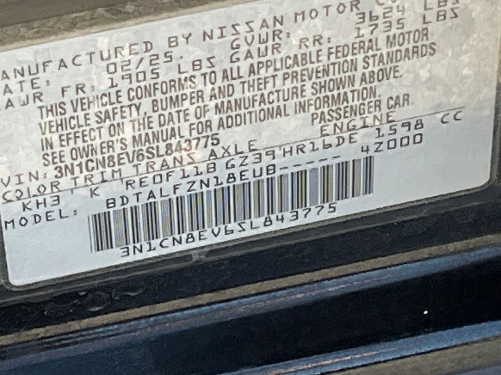 Used 2025 Nissan Versa SV FWD image 29