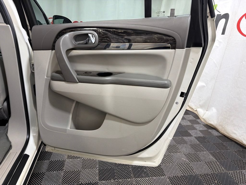 Used 2013 Buick Enclave Leather w/ Trailering Provision Package AWD/4WD image 13