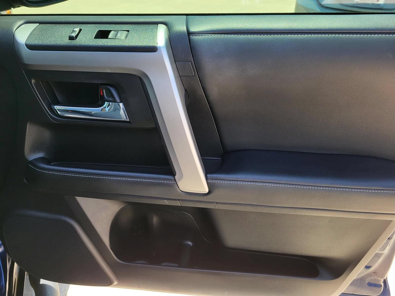 Used 2024 Toyota 4Runner SR5 Premium w/ Moonroof Package RWD image 11