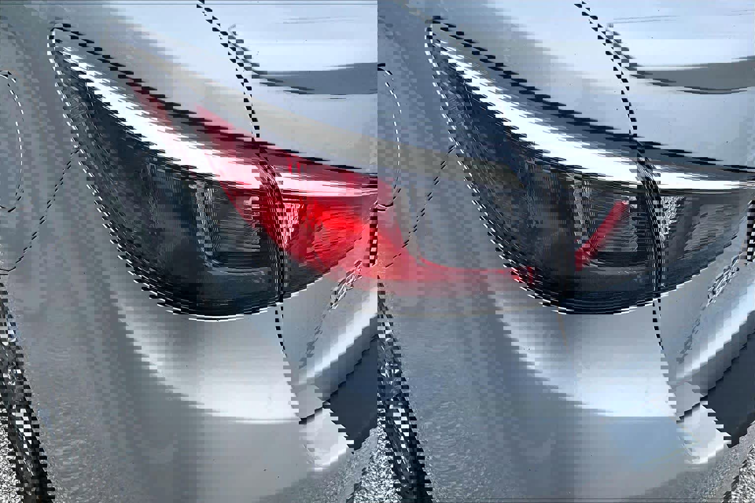 Used 2019 Toyota Yaris LE FWD image 27