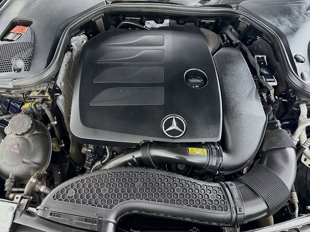 Used 2020 Mercedes-Benz E 350 Sedan image 31