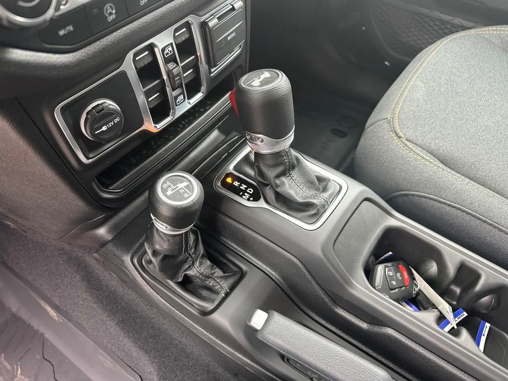 New 2025 Jeep Wrangler Sport S image 23