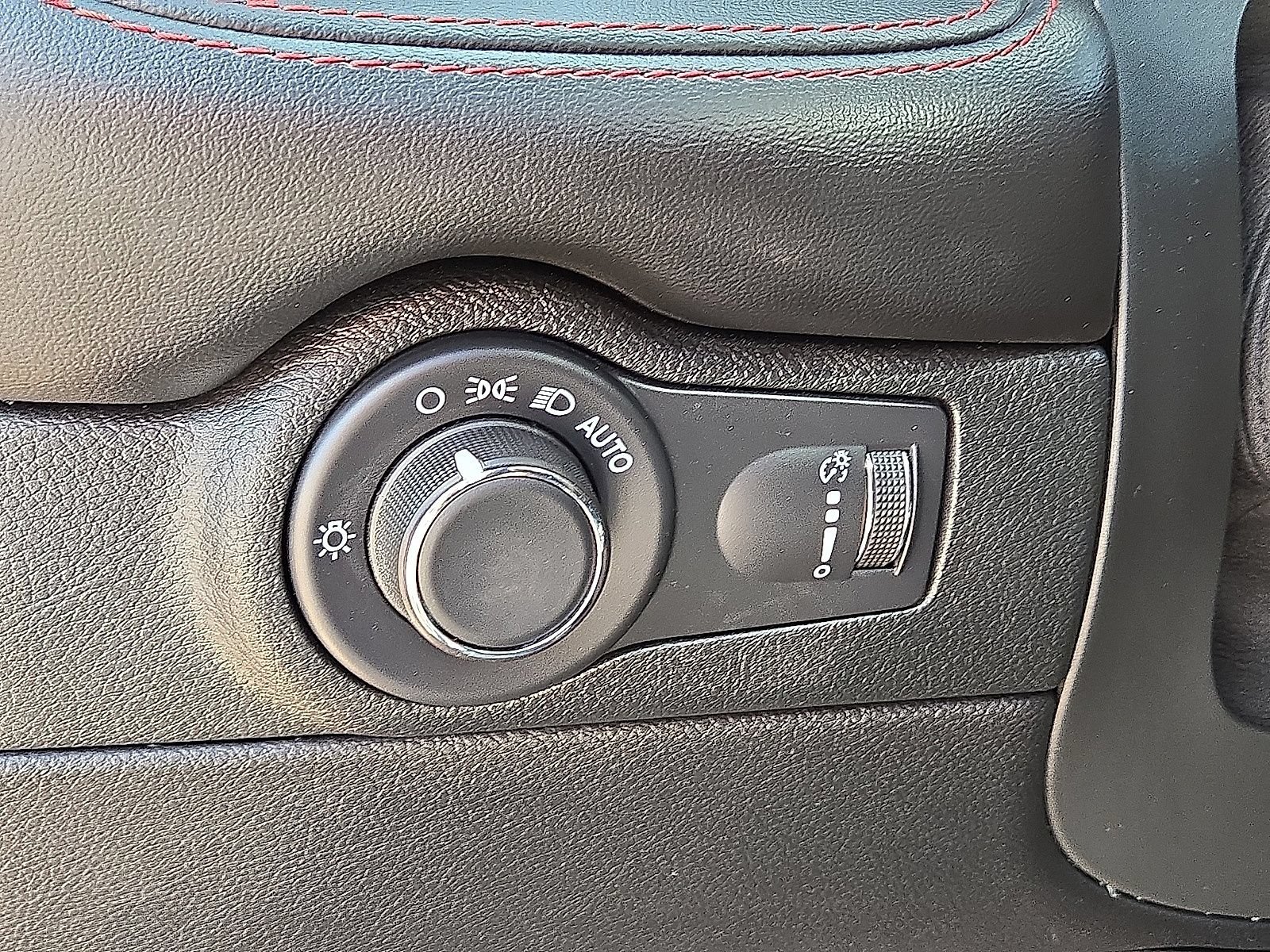 Used 2026 Dodge Durango GT AWD/4WD image 25