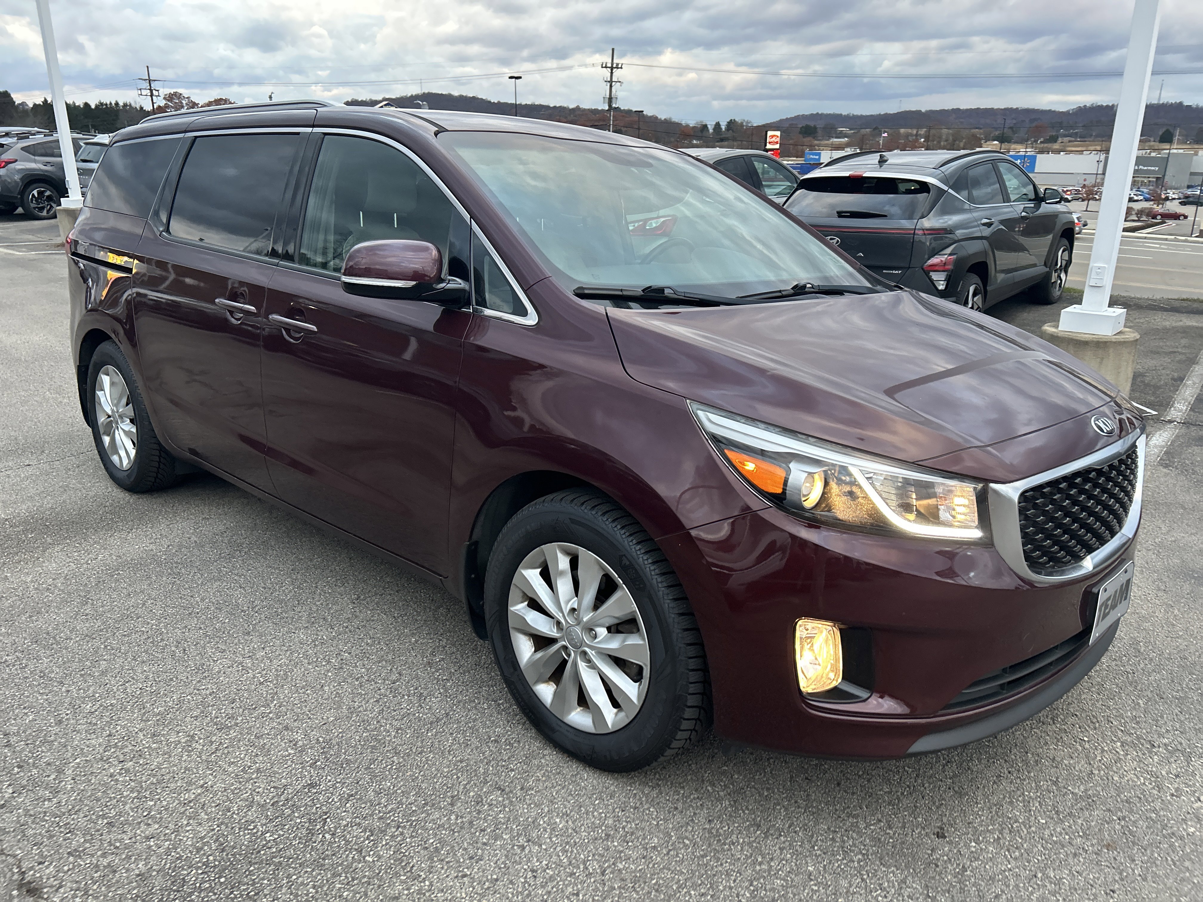 Used 2016 Kia Sedona EX
