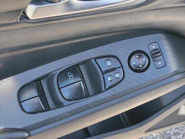Used 2024 Nissan Altima 2.5 SV FWD image 21