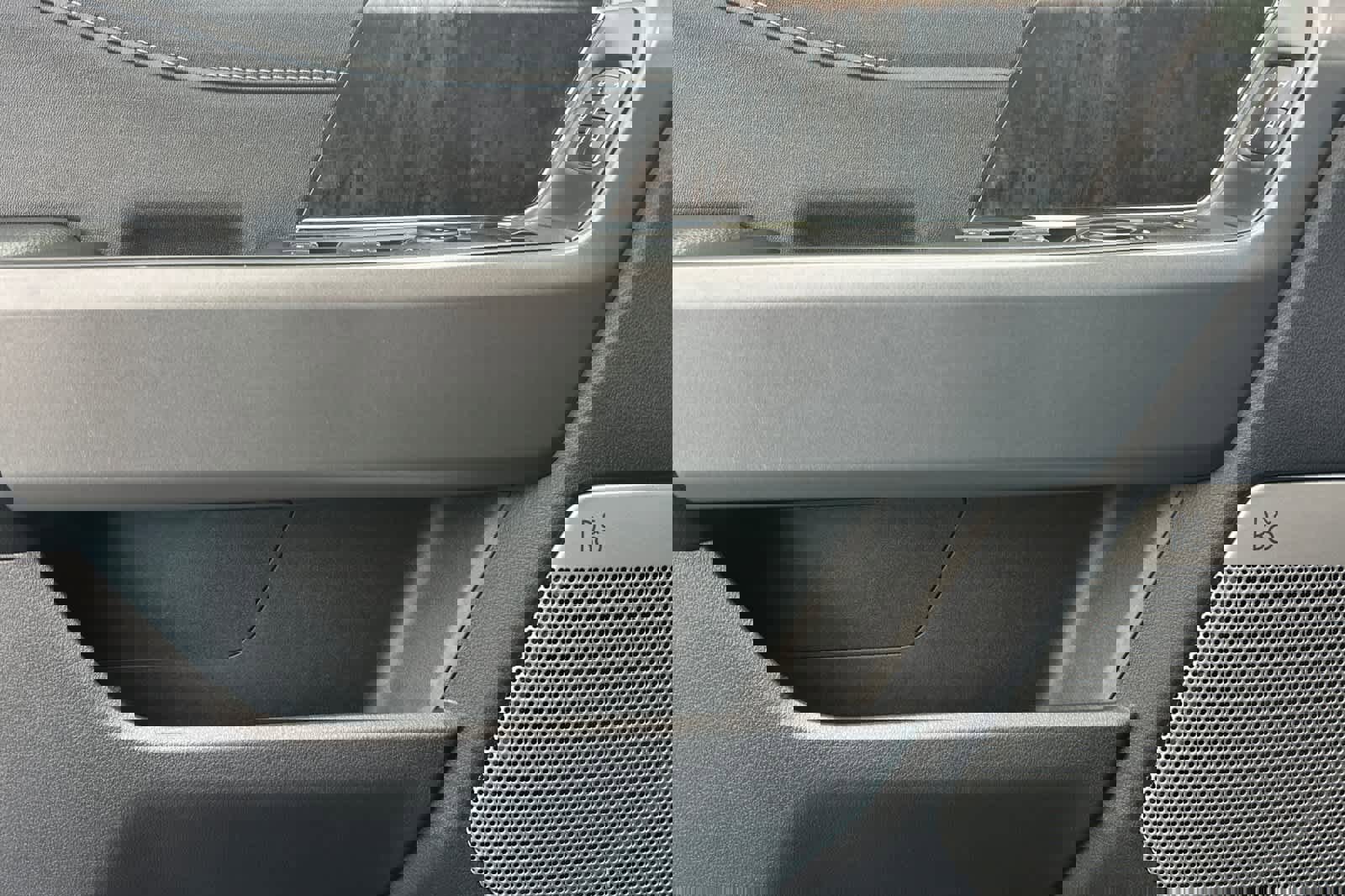 Certified 2023 Ford F250 Lariat w/ Lariat Ultimate Package image 12