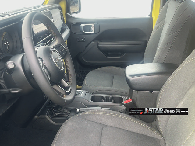 Used 2024 Jeep Wrangler Unlimited AWD/4WD image 10