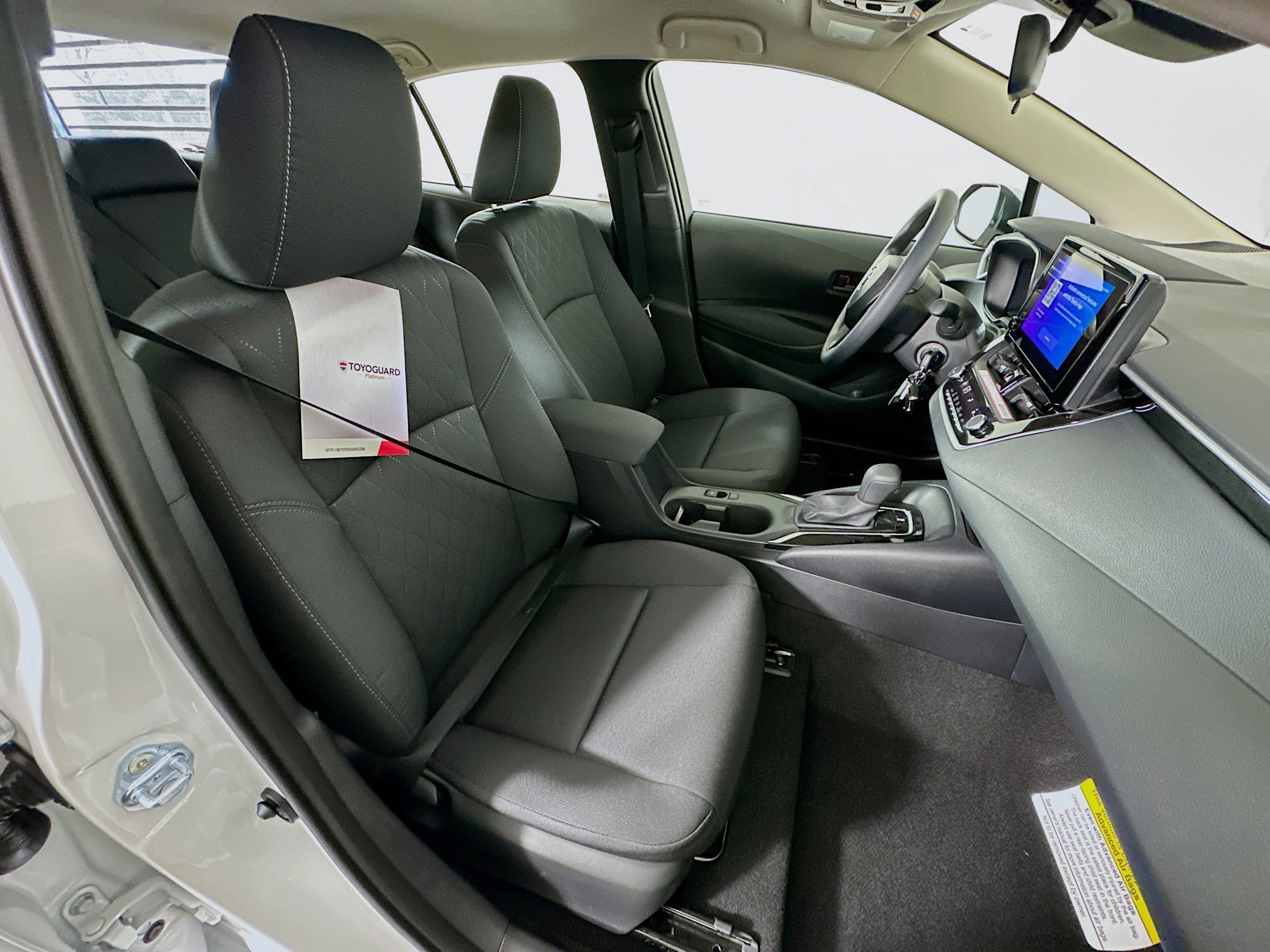 Used 2026 Toyota Corolla LE image 28