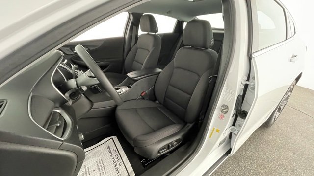 Used 2024 Chevrolet Malibu LT image 33