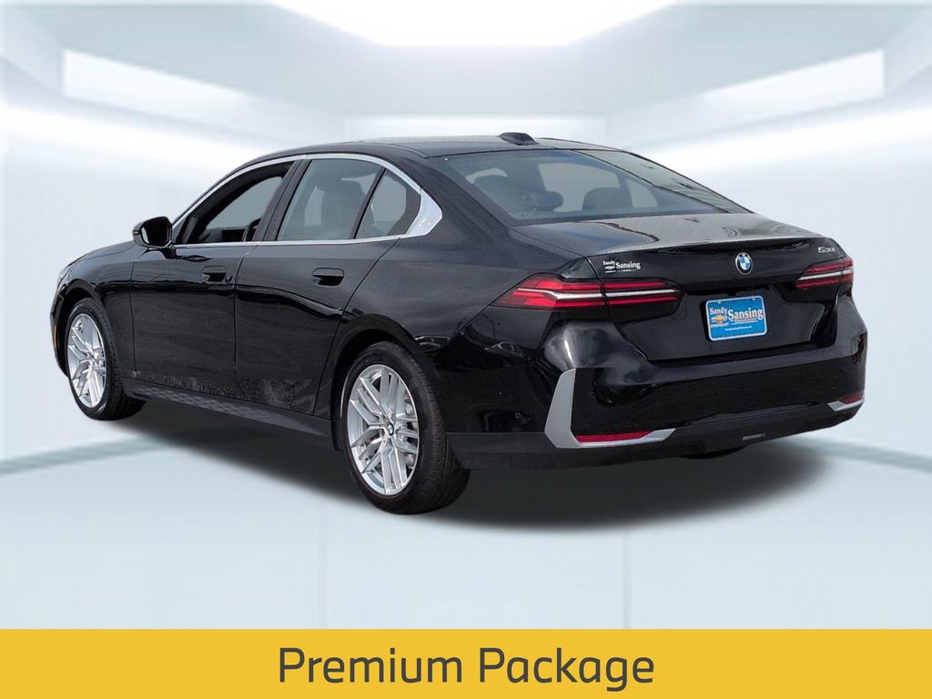 Used 2025 BMW 530i image 4