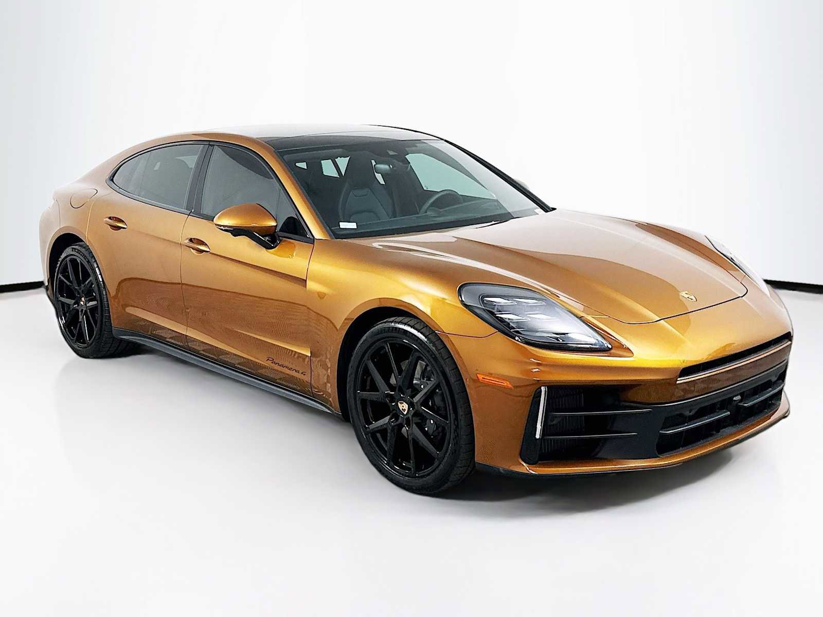 New 2025 Porsche Panamera 4 image 7