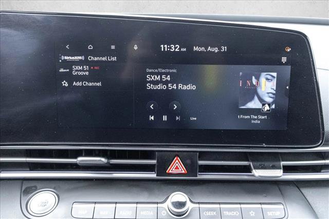 Used 2024 Hyundai Elantra SEL FWD image 15