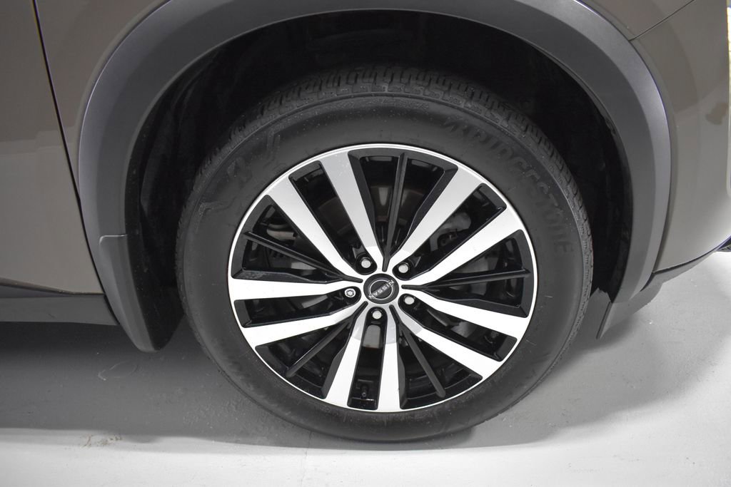 Certified 2023 Nissan Pathfinder Platinum AWD/4WD image 10