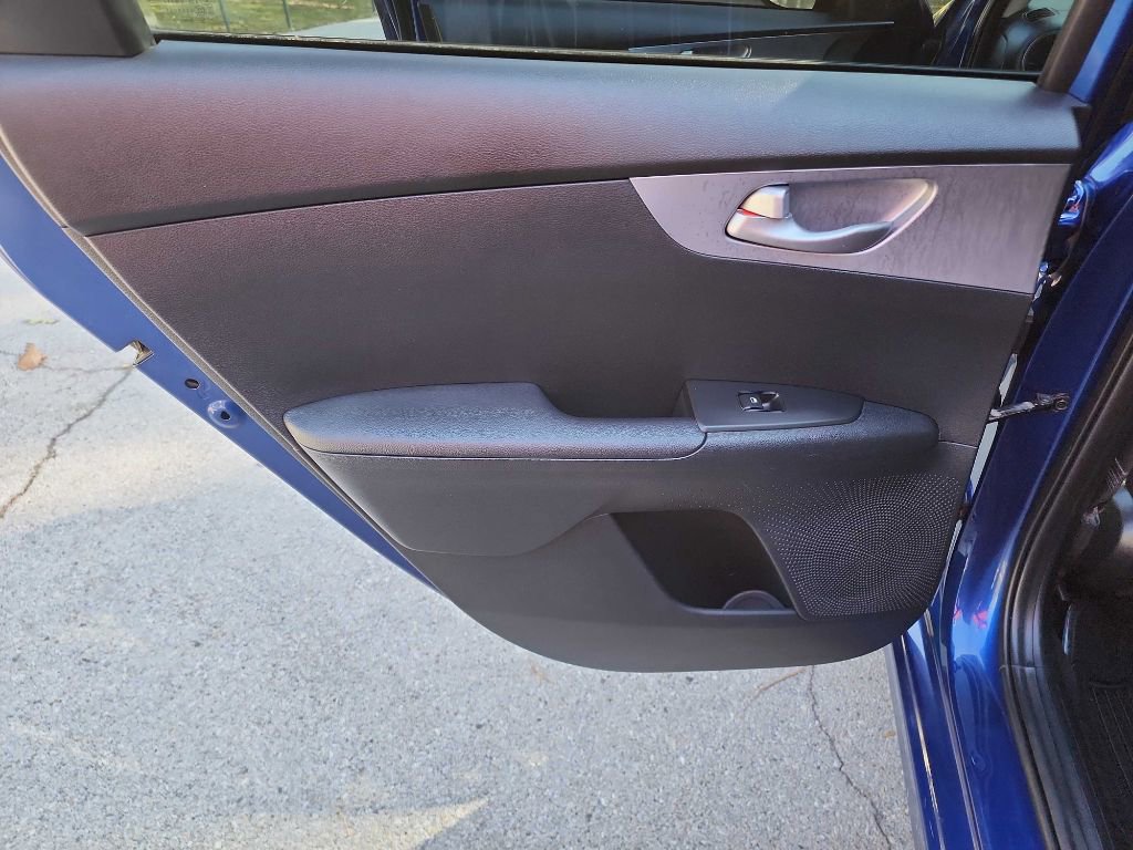 Used 2022 Kia Forte LXS image 23