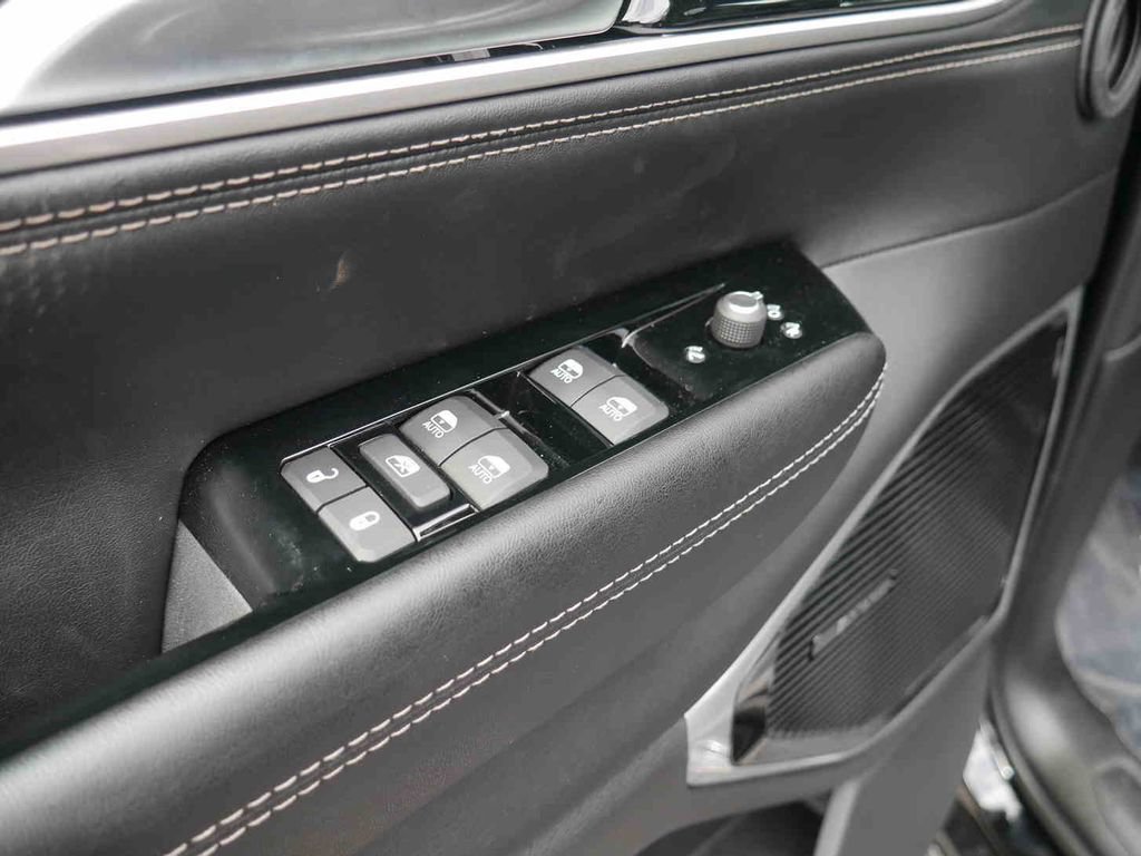 New 2026 Jeep Grand Wagoneer Limited AWD/4WD image 25