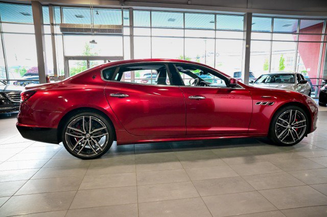 Used 2024 Maserati Quattroporte Modena Ultima Q4 AWD/4WD image 4