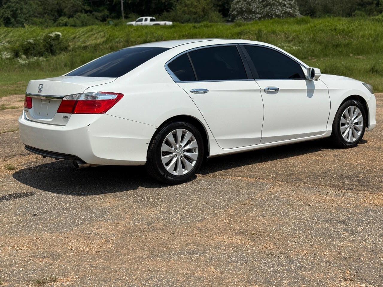 Used 2015 Honda Accord EX image 5