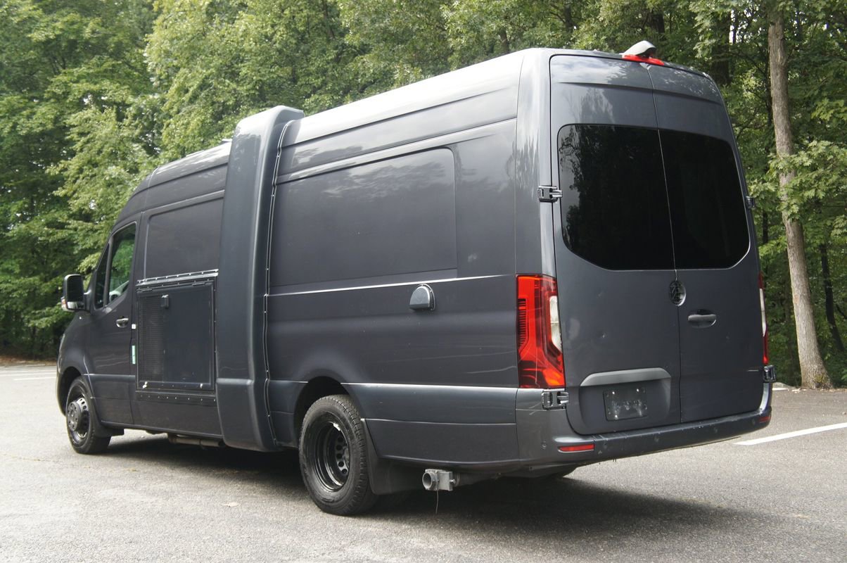 Used 2020 Mercedes-Benz Sprinter 4500 image 7