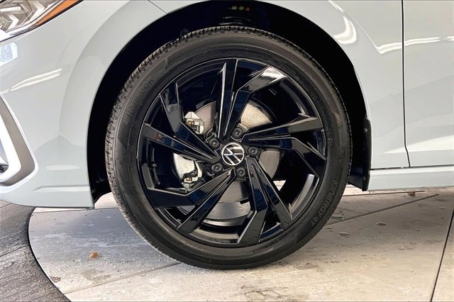 New 2026 Volkswagen Jetta SE image 12