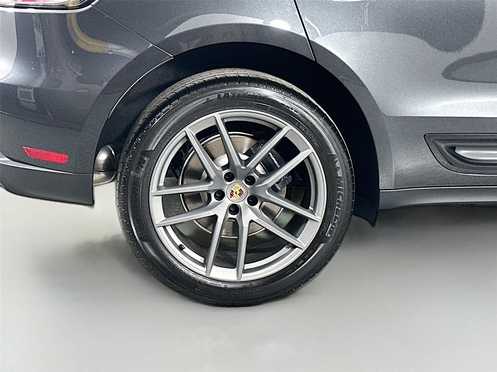 Certified 2026 Porsche Macan Turbo AWD/4WD image 13