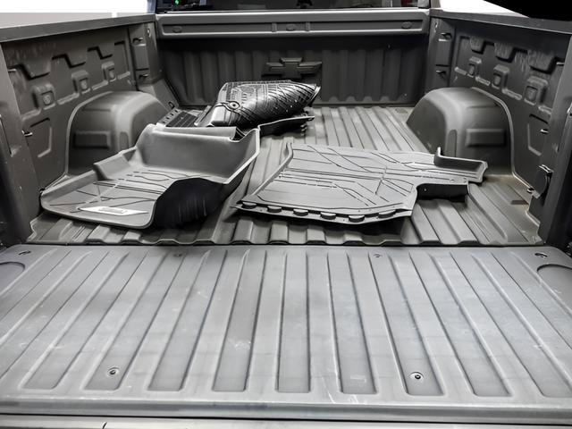 Used 2019 Chevrolet Silverado 1500 LTZ image 22