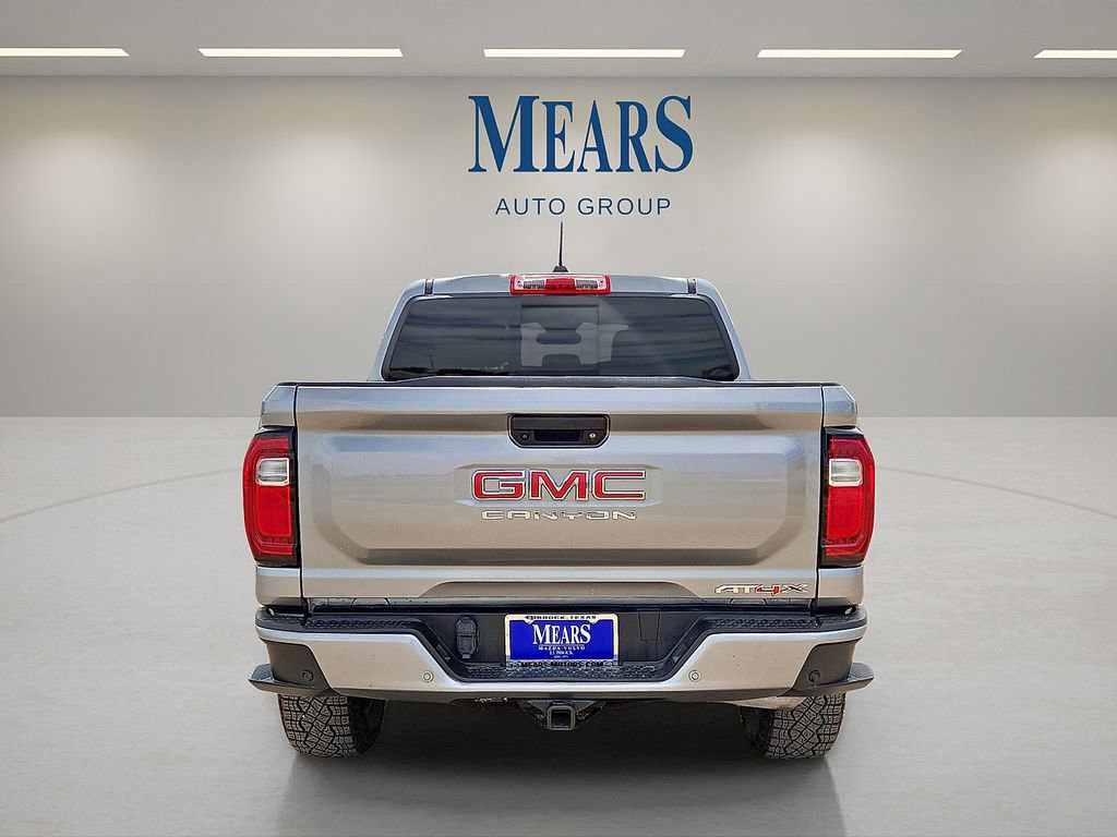 Used 2024 GMC Canyon AT4 w/ AT4 Premium Package AWD/4WD image 4