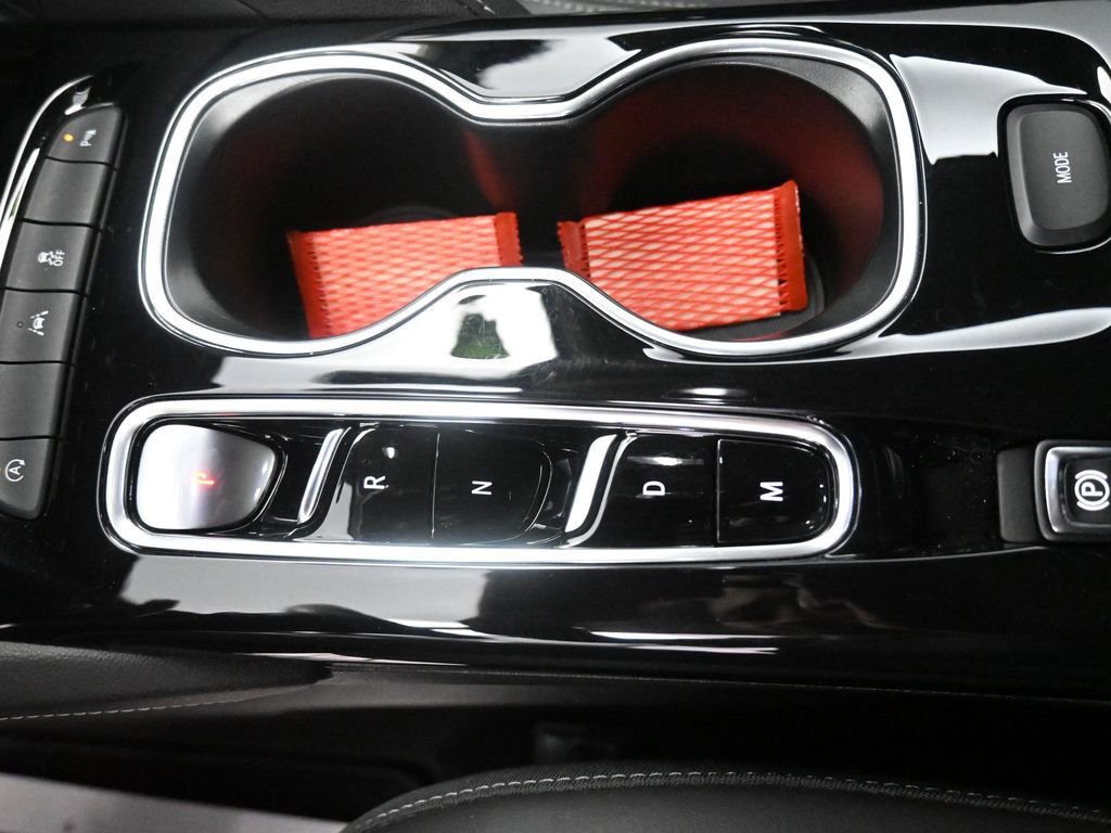 Used 2022 Buick Envision Preferred image 32