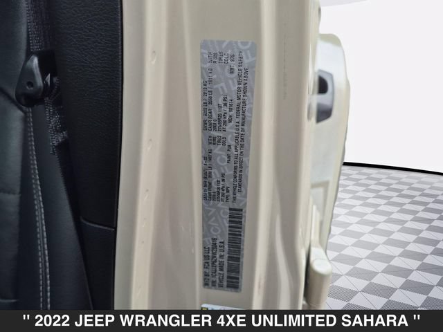Used 2022 Jeep Wrangler Unlimited Sahara w/ Cold Weather Group AWD/4WD image 35