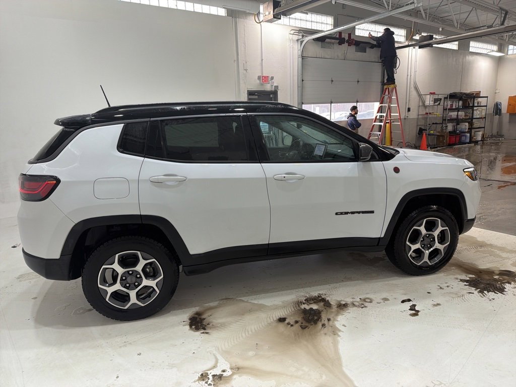 Used 2022 Jeep Compass Trailhawk w/ Trailhawk Elite Group image 7