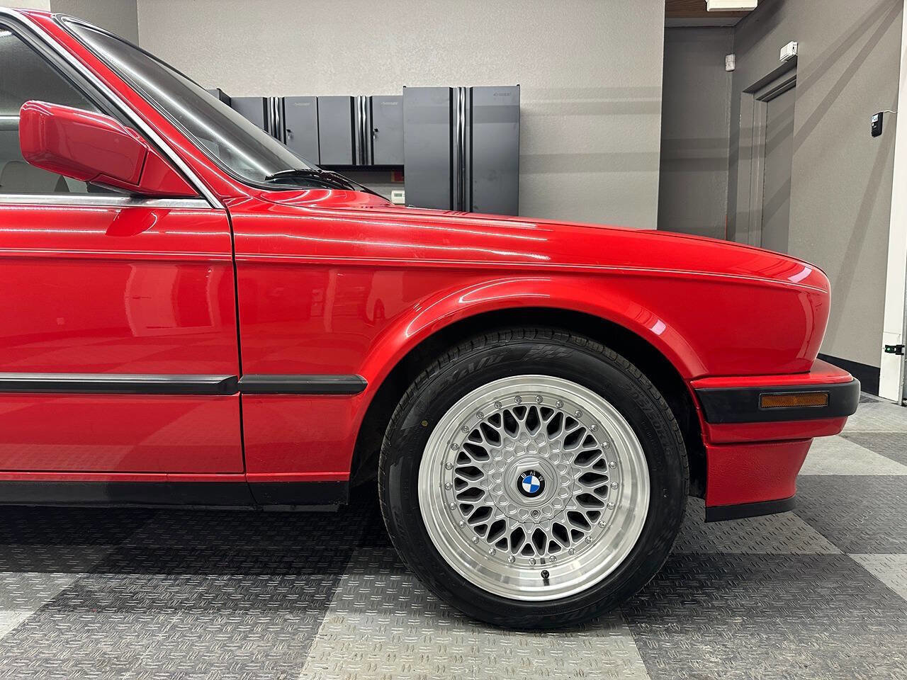 Used 1991 BMW 318i Sedan image 13