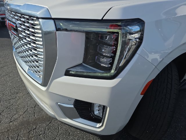 Used 2024 GMC Yukon Denali AWD/4WD image 34