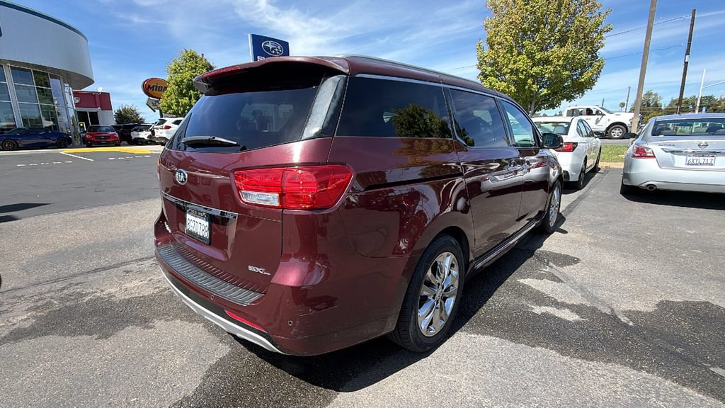 Used 2018 Kia Sedona SX Limited FWD image 4