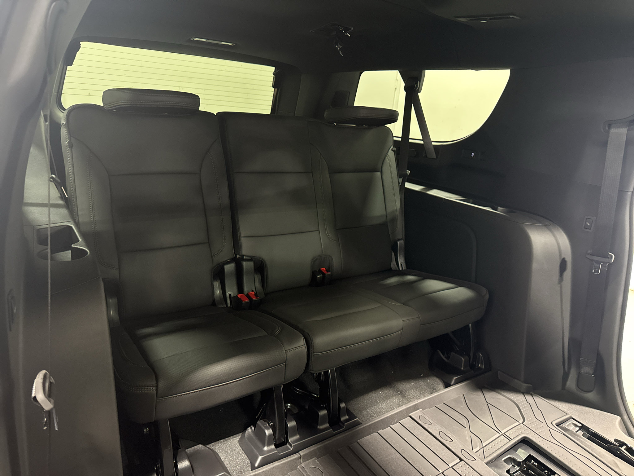 New 2027 Chevrolet Suburban High Country AWD/4WD image 35