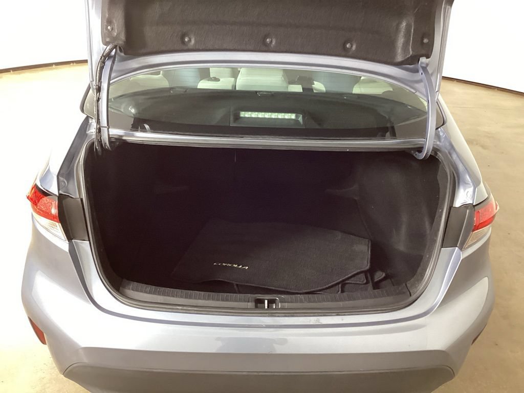 Used 2023 Toyota Corolla LE FWD image 23