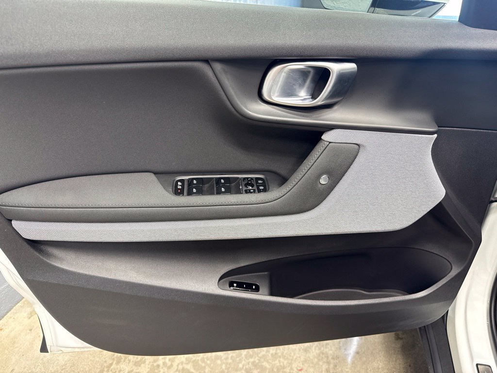Used 2024 Polestar Polestar 2 AWD/4WD image 16