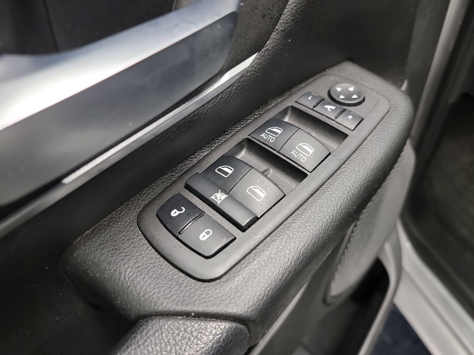 Used 2023 RAM 1500 Big Horn AWD/4WD image 14