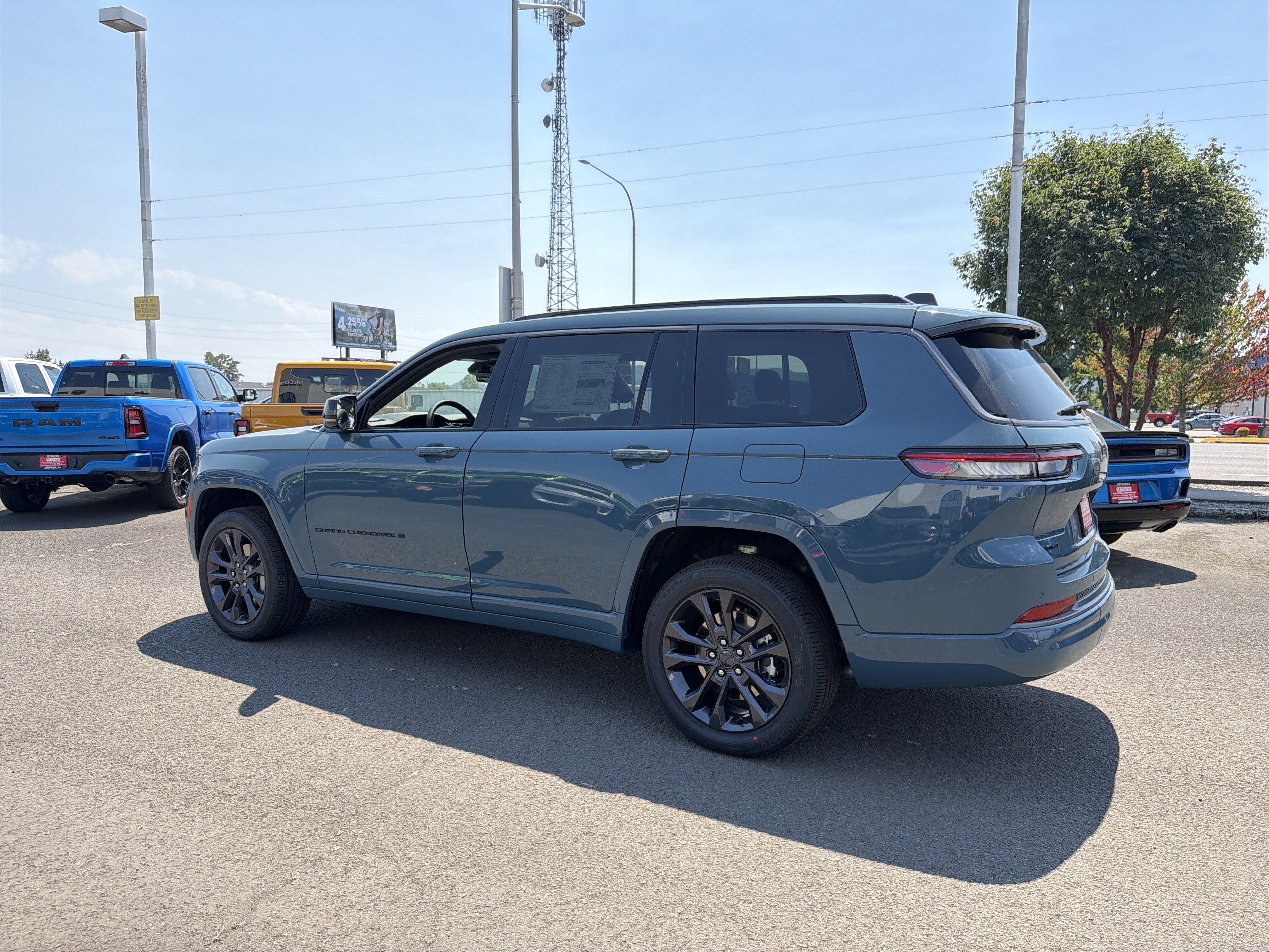 New 2026 Jeep Grand Cherokee L Limited AWD/4WD image 3