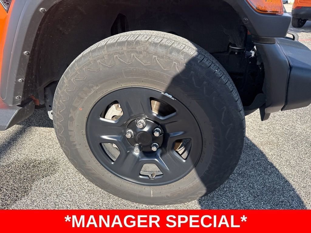 Certified 2025 Jeep Wrangler Sport AWD/4WD image 24
