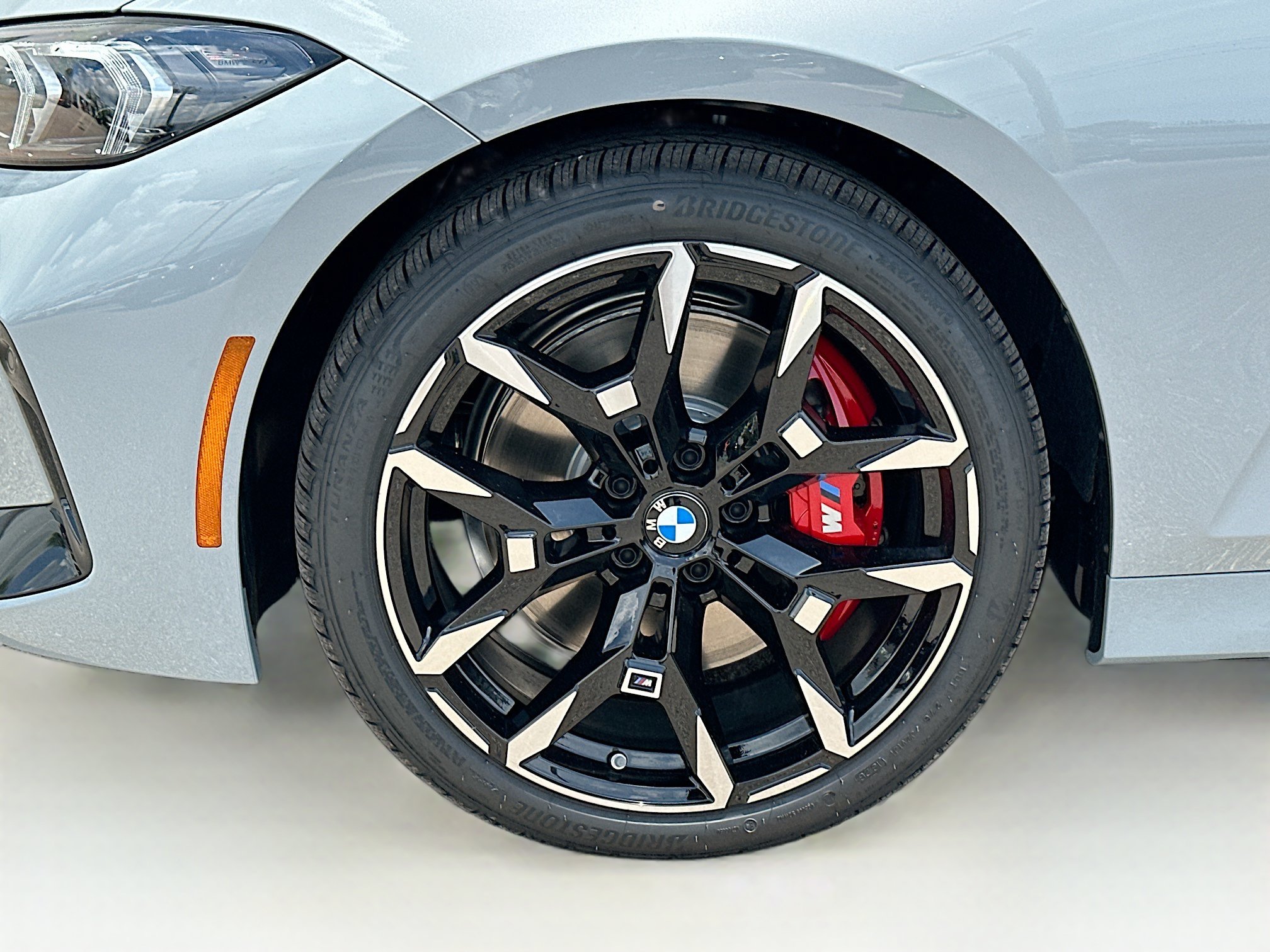 New 2026 BMW 330i Sedan w/ M Sport Package RWD image 23