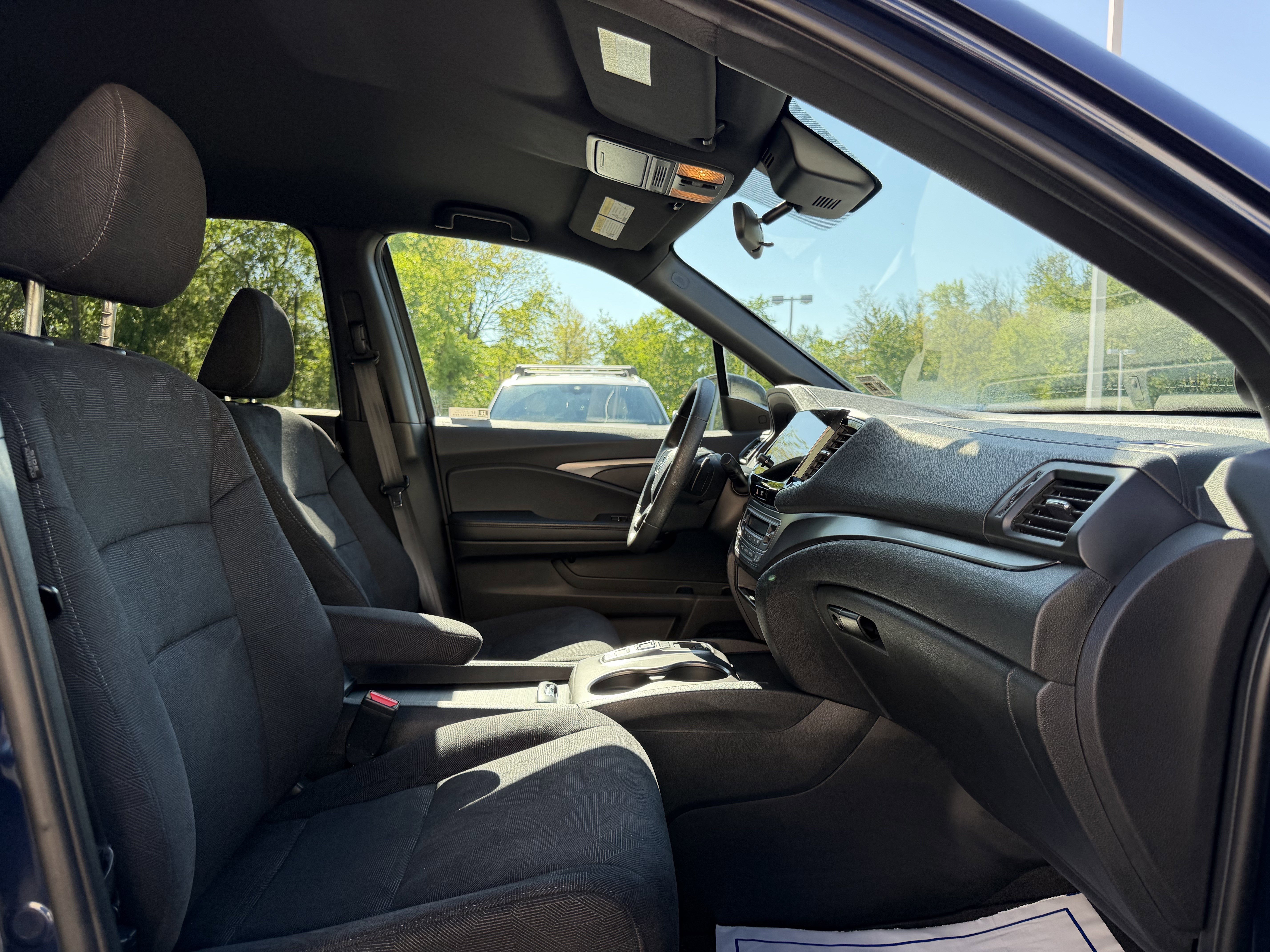 Used 2022 Honda Pilot Sport image 14