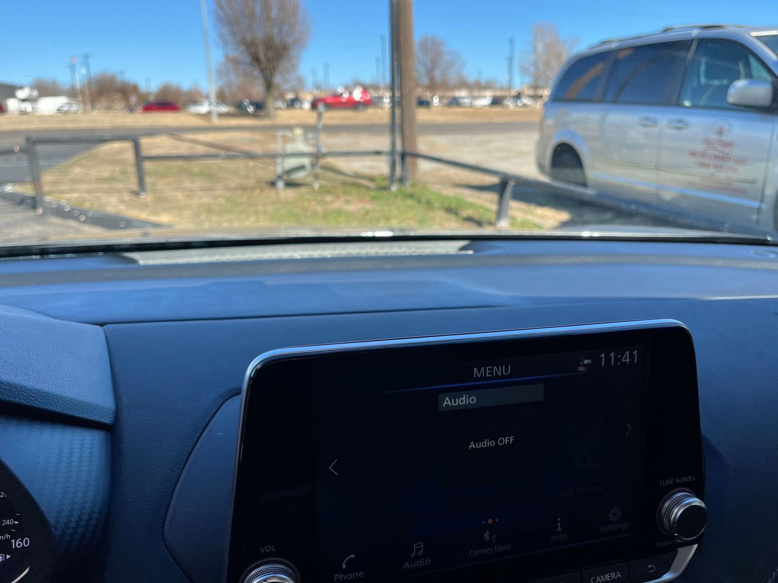 Used 2025 Nissan Sentra SV image 17