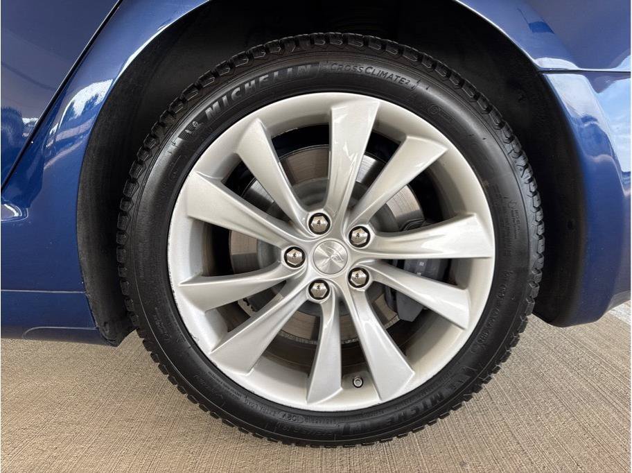 Used 2017 Tesla Model S 90D AWD/4WD image 26