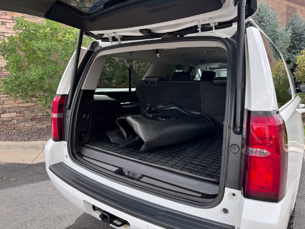 Used 2018 Chevrolet Suburban LT AWD/4WD image 12