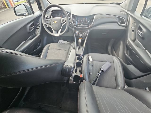 Used 2020 Chevrolet Trax LT w/ LT Convenience Package FWD image 22