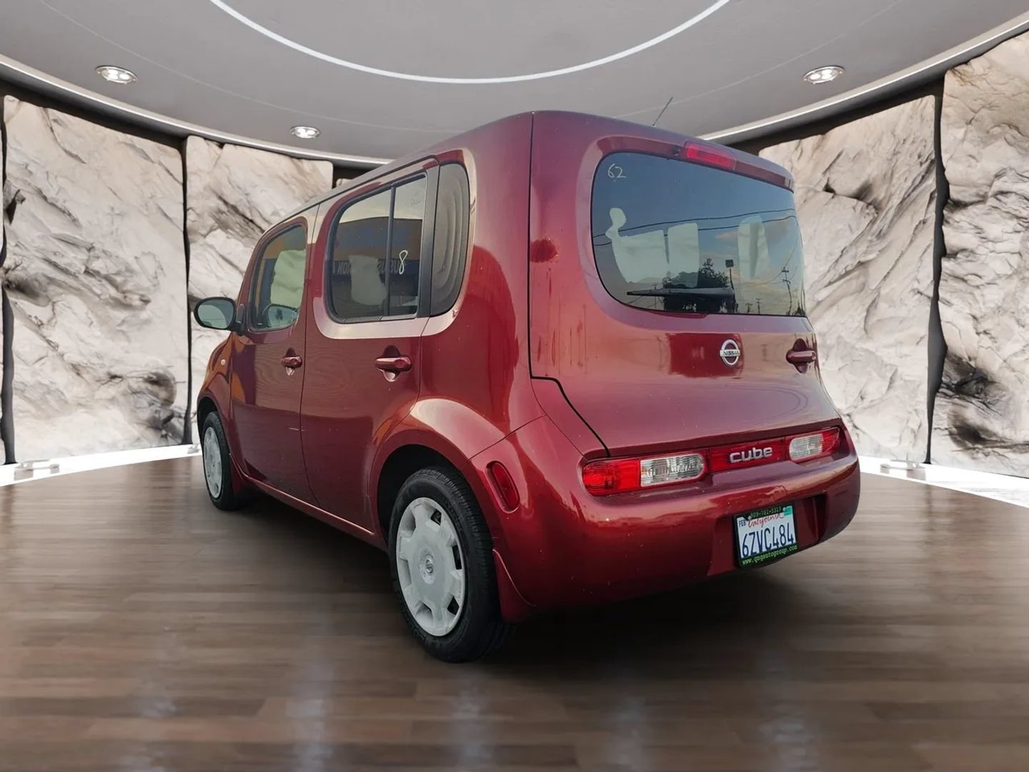 Used 2012 Nissan Cube 1.8 w/ Interior Designer Pkg FWD image 6