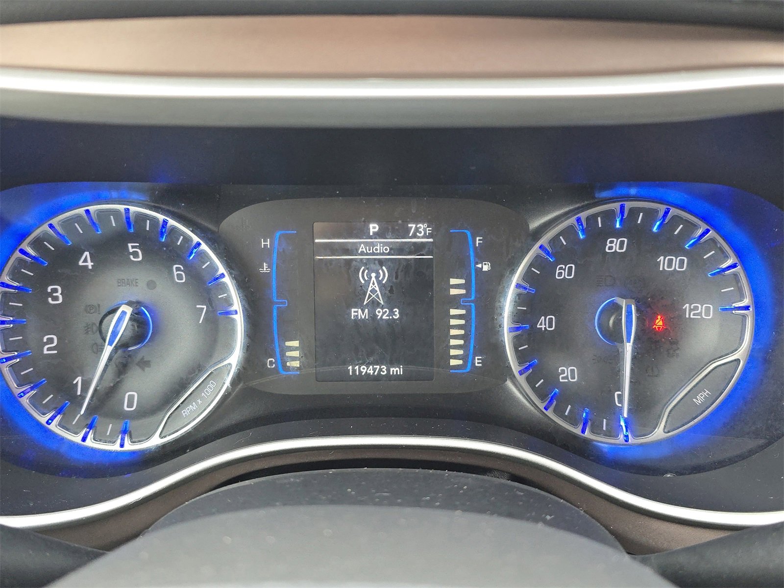 Used 2017 Chrysler Pacifica Touring-L image 25