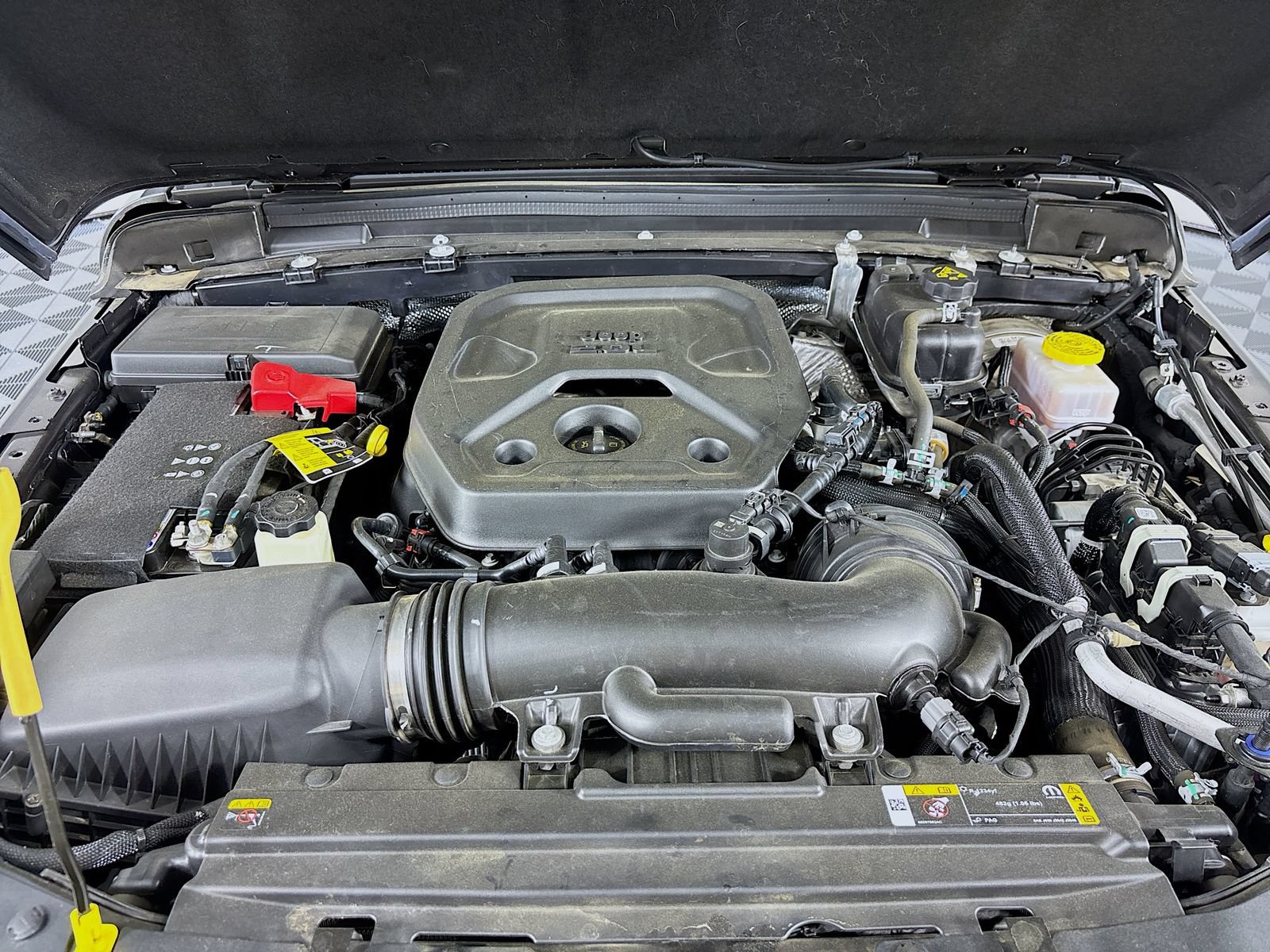 Used 2024 Jeep Wrangler Sport AWD/4WD image 26